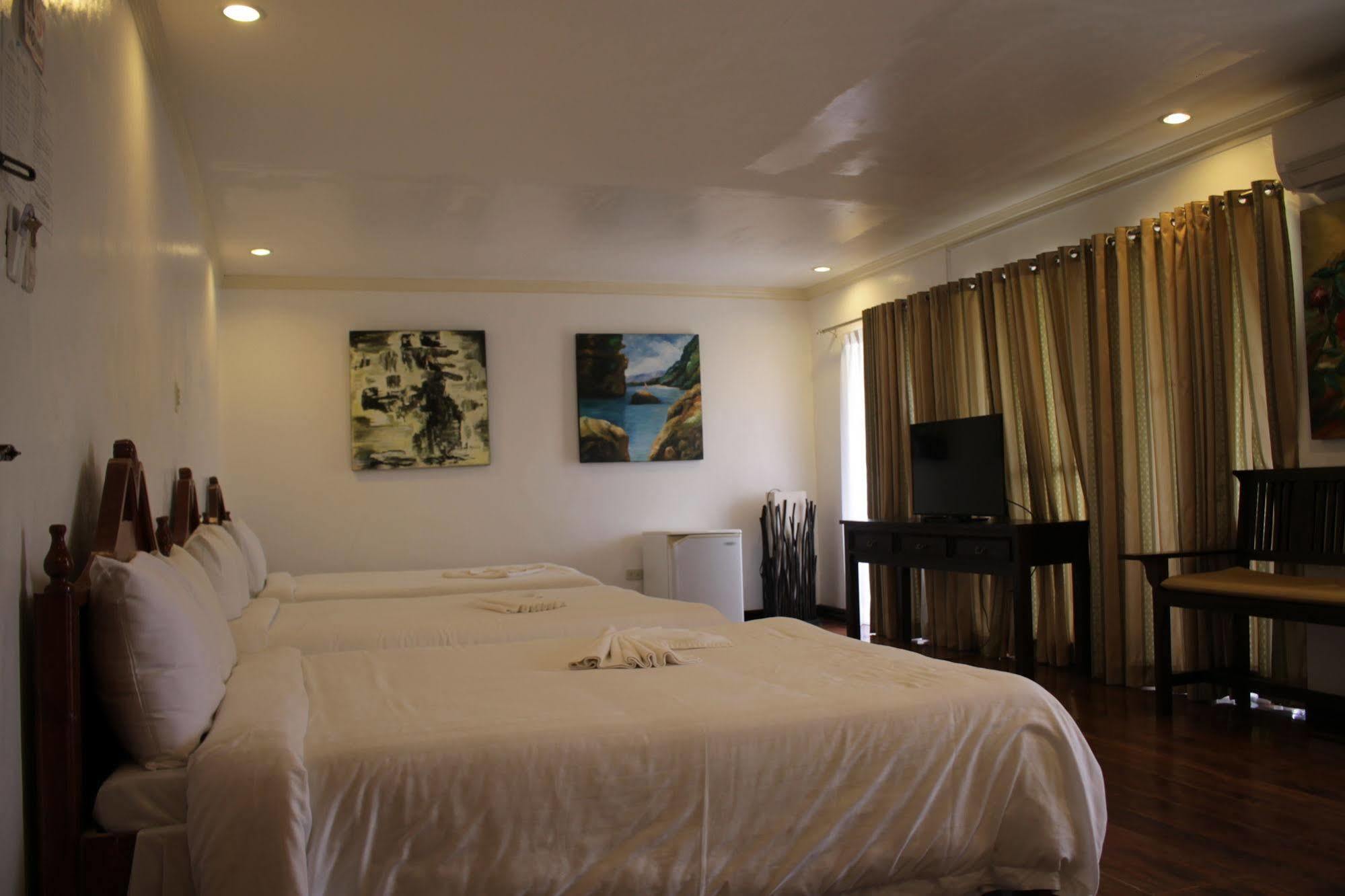 Sipalay Jamont Hotel Exterior photo