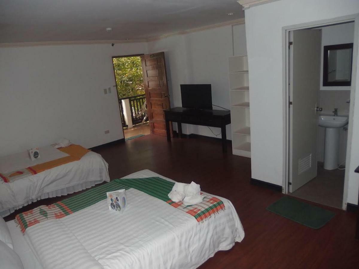 Sipalay Jamont Hotel Exterior photo